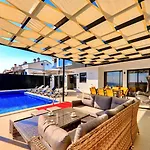 4 Bedroom Vilă Kalkan