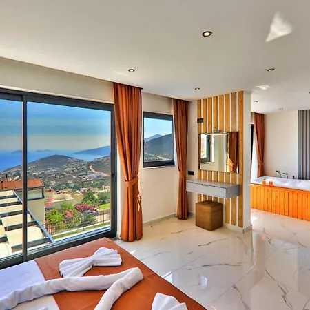 4 Bedroom - 6340 Villa Kalkan