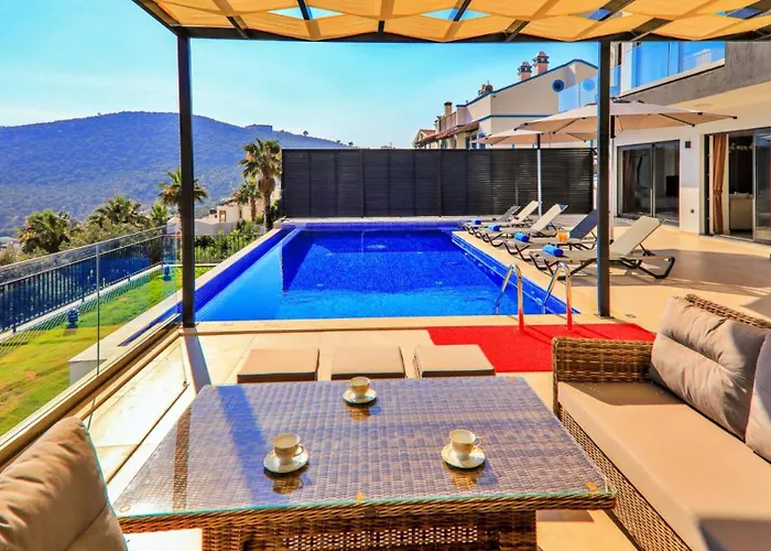 Villa 4 Bedroom - 6340 *