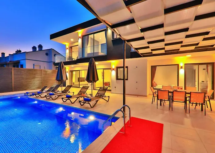 Villa 4 Bedroom - 6340 *