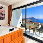 4 Bedroom Villa *